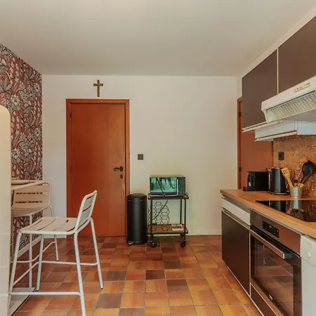 Hébergement de vacances Léopold, Citadin Au Pied Des Bois! *