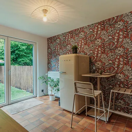 Leopold, Citadin Au Pied Des Bois! Ferienhaus