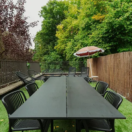 Leopold, Citadin Au Pied Des Bois! Σπα