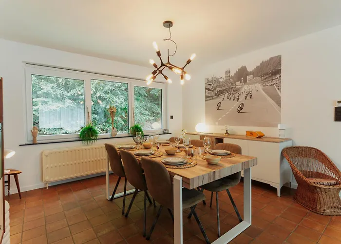 Léopold, Citadin Au Pied Des Bois! Casa vacanze Spa